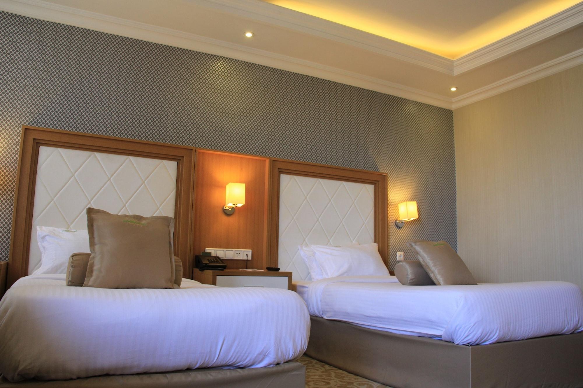 Momona Hotel Addis Ababa Exterior foto