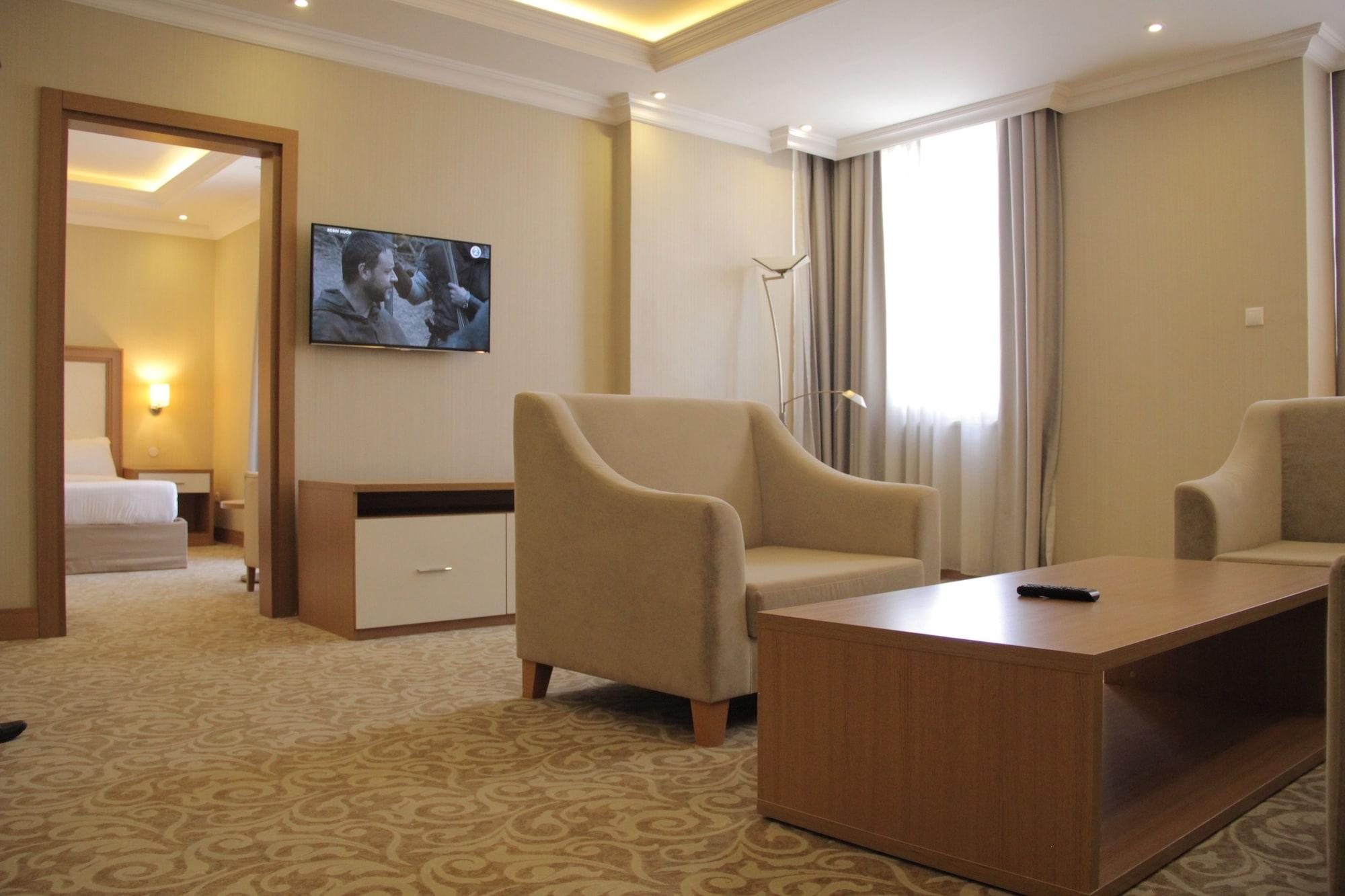 Momona Hotel Addis Ababa Exterior foto