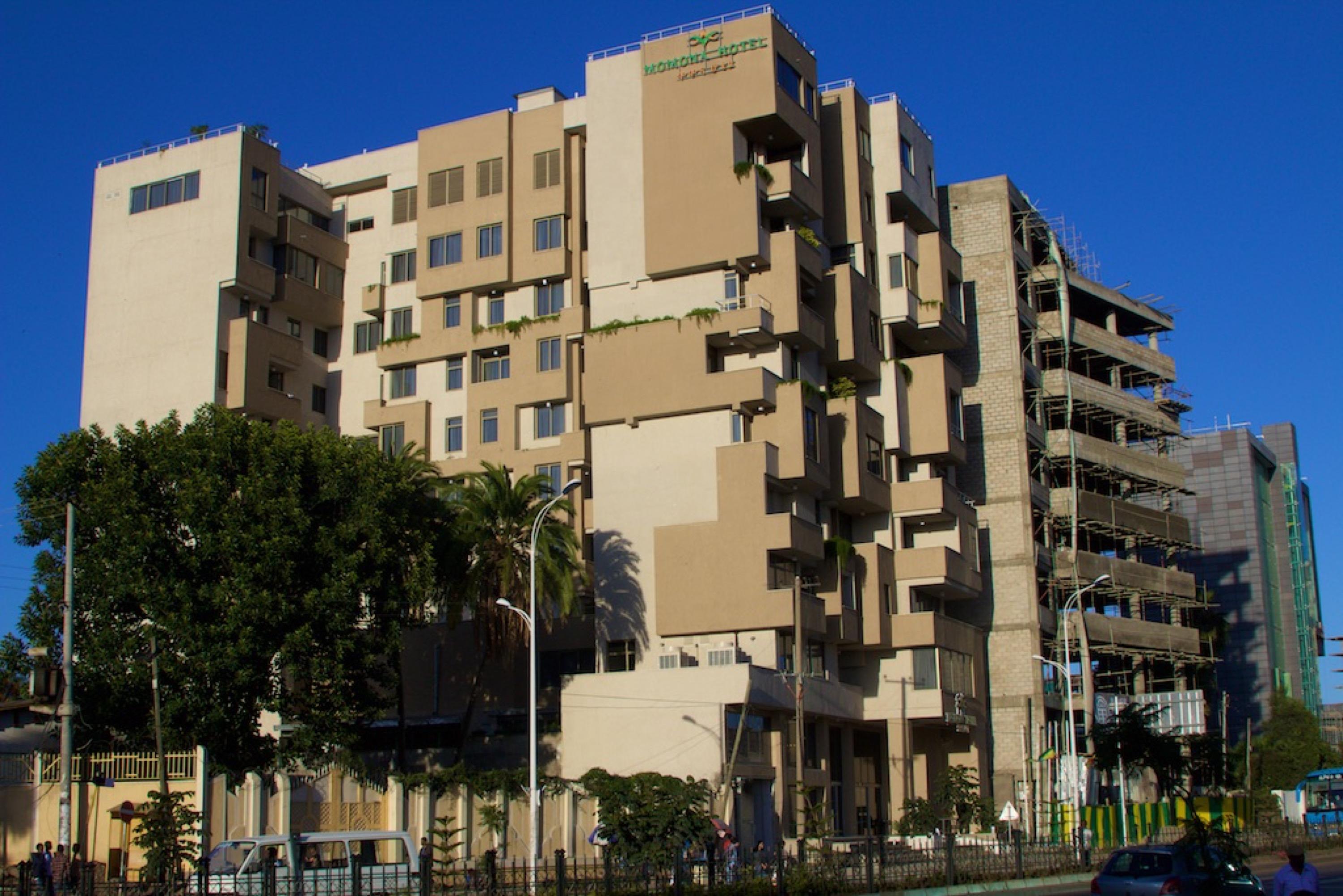 Momona Hotel Addis Ababa Exterior foto